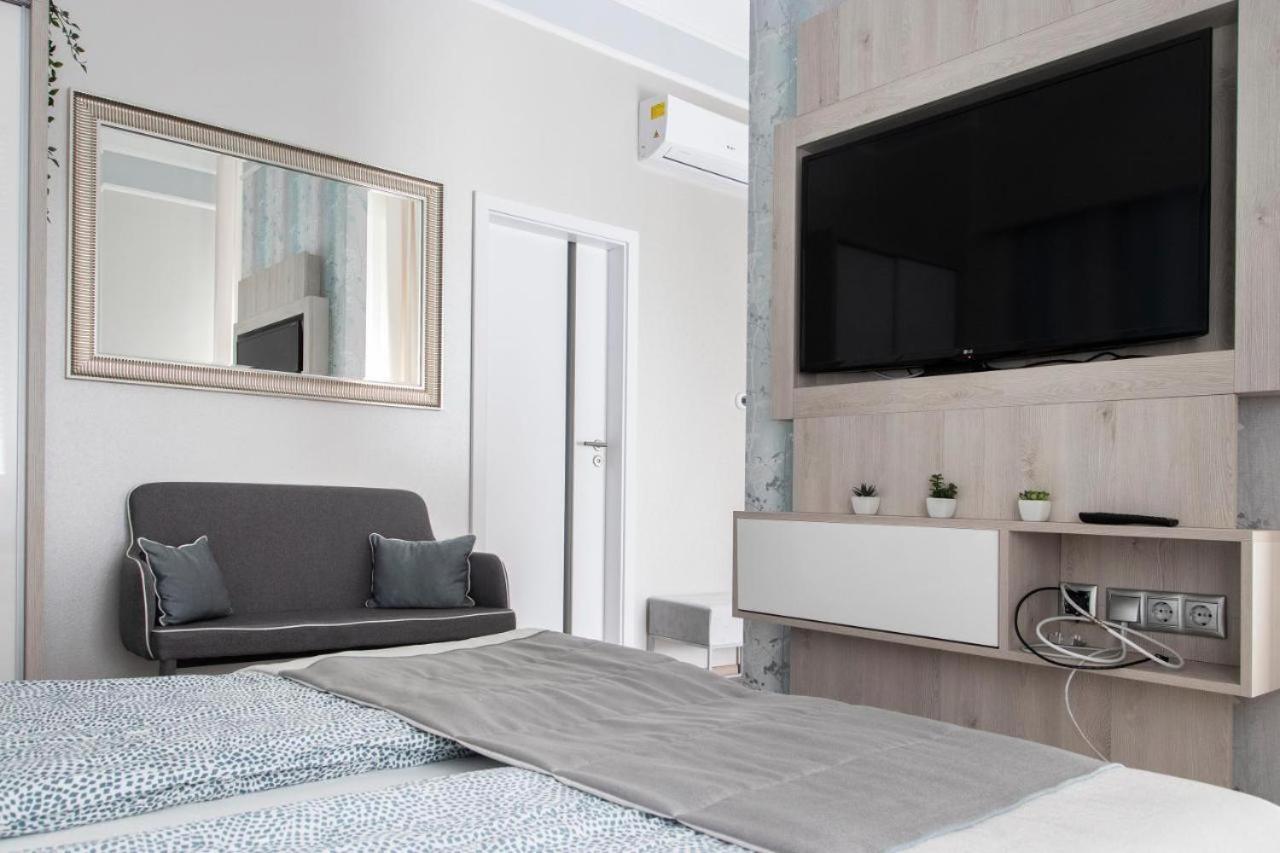 Central Relax Boutique Suites บูดาเปสต์ ภายนอก รูปภาพ